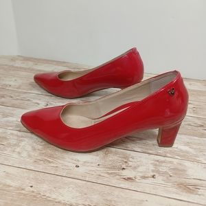 Vionic Red High Heel Shoes Patent Leather  Pointy Toe Chunky Heel Women's Size 5